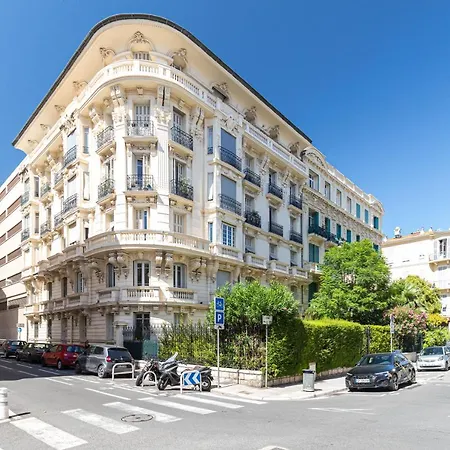 דירה Feel - Foch 28