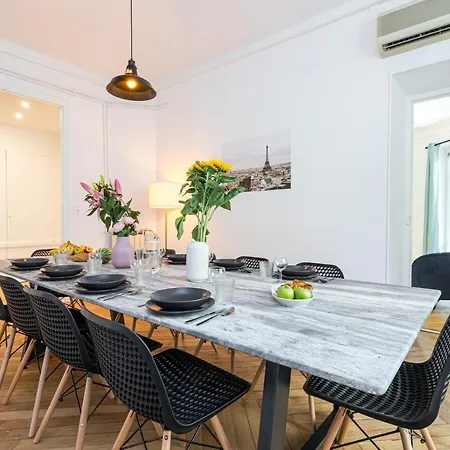 דירה Feel - Foch 28