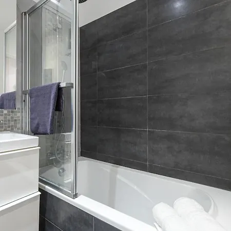 Feel - Foch 28 Nizza