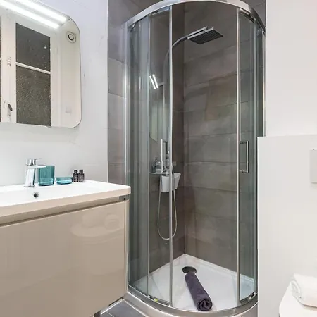 Feel - Foch 28 Apartman