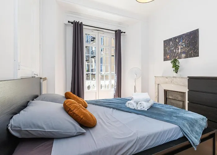 Feel - Foch 28 Apartment *